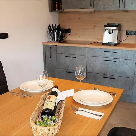 Appartements Plus Apartment *
